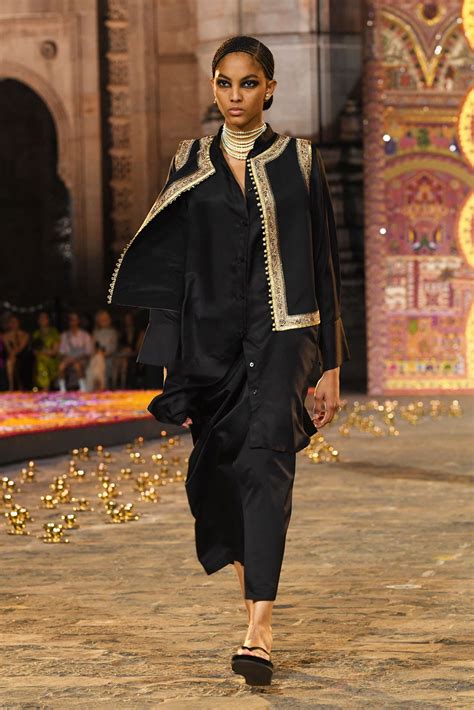 dior fall 2023 mumbai tickets|dior in india 2023.